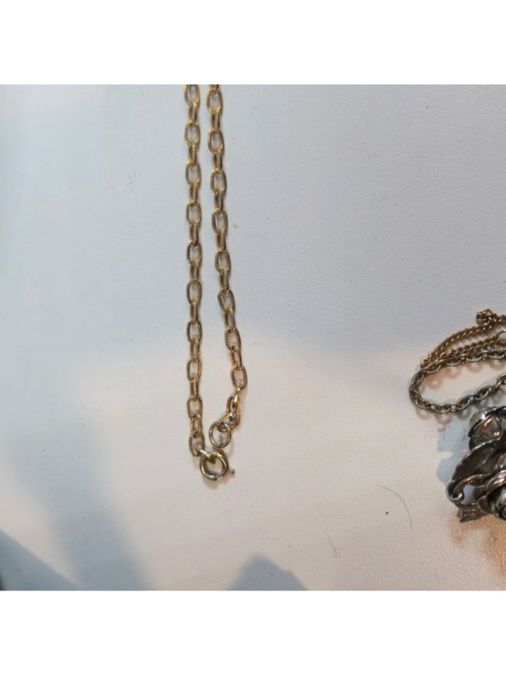 Vintage Giovanni Brushed Gold-Tone Seagull Pendant Necklace Textured Long Chain - Picture 7 of 14